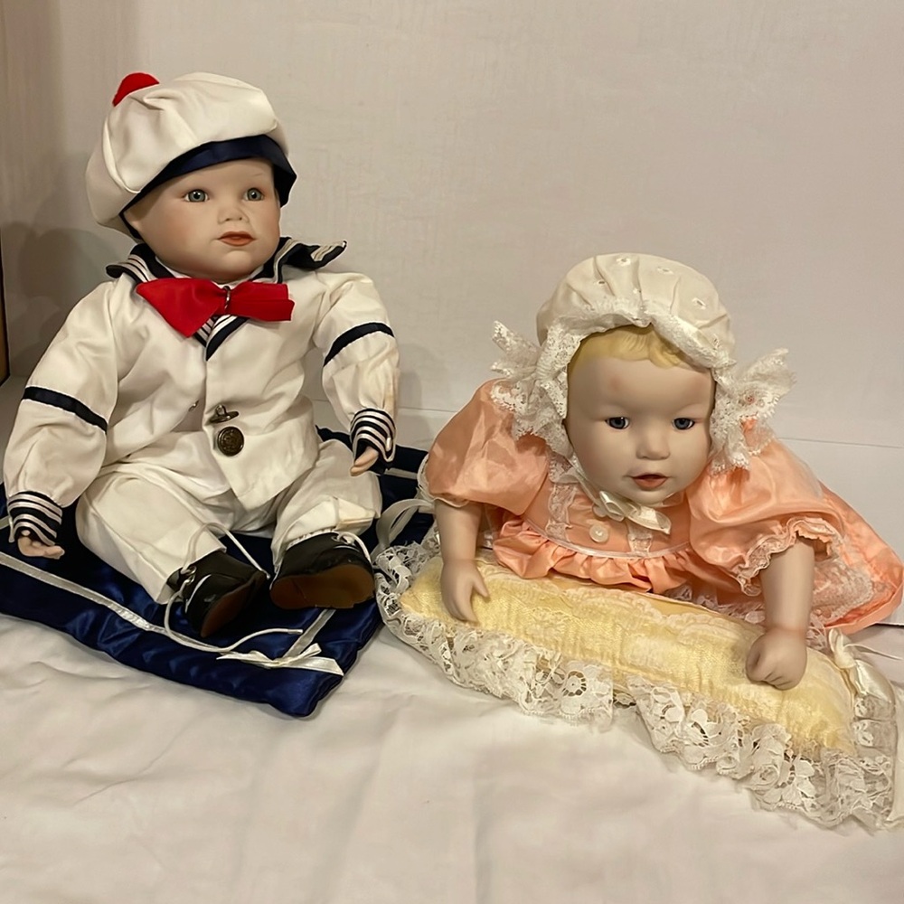 SET of TWO Yolanda’s Picture Perfect Babies: HEATHER / MATTHEW porcelain dolls